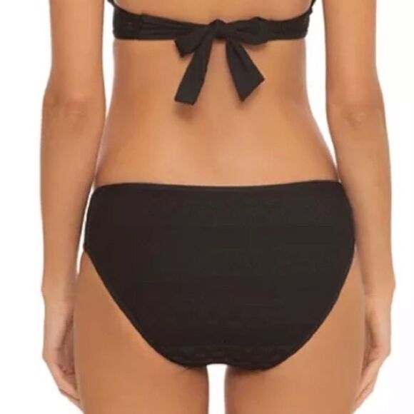 BECCA Crochet Inset Hipster Bikini Bottom! - Picture 2 of 7